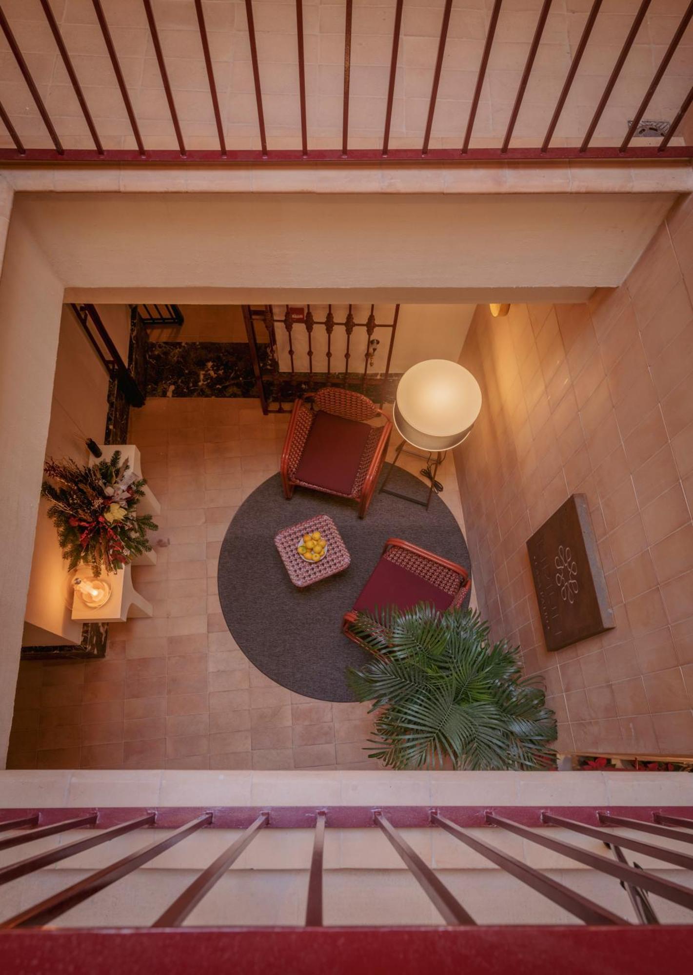 Lirium Casa Patio Hotel Seville Ngoại thất bức ảnh