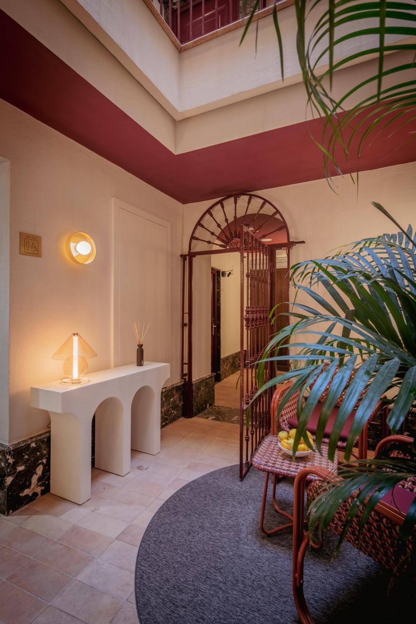 Lirium Casa Patio Hotel Seville Ngoại thất bức ảnh
