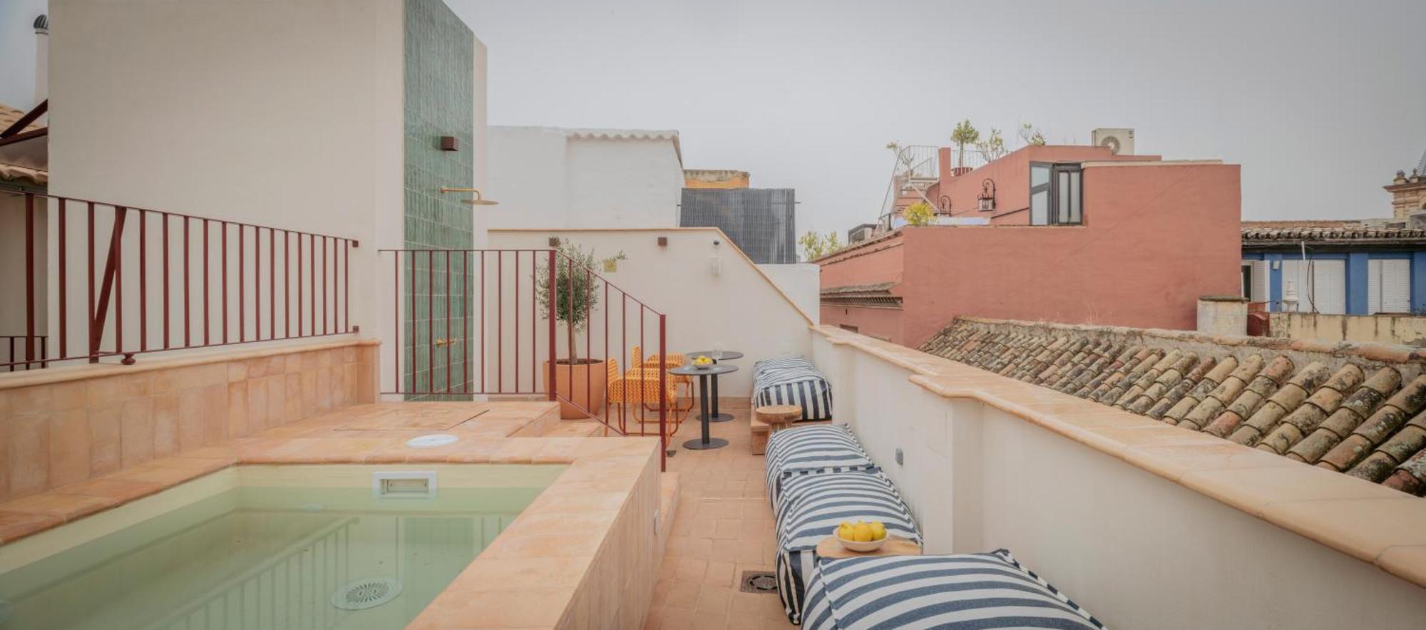 Lirium Casa Patio Hotel Seville Ngoại thất bức ảnh