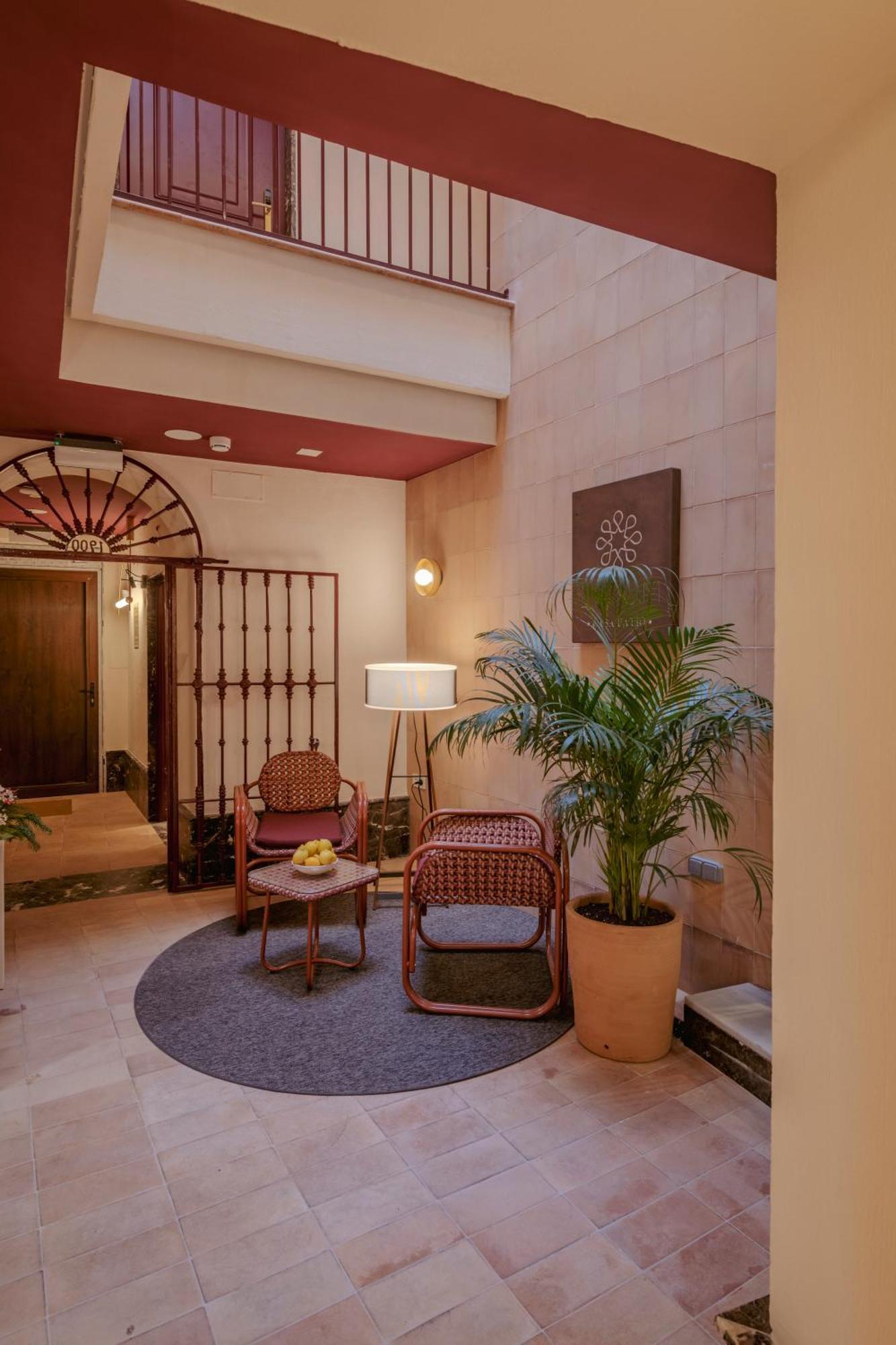 Lirium Casa Patio Hotel Seville Ngoại thất bức ảnh