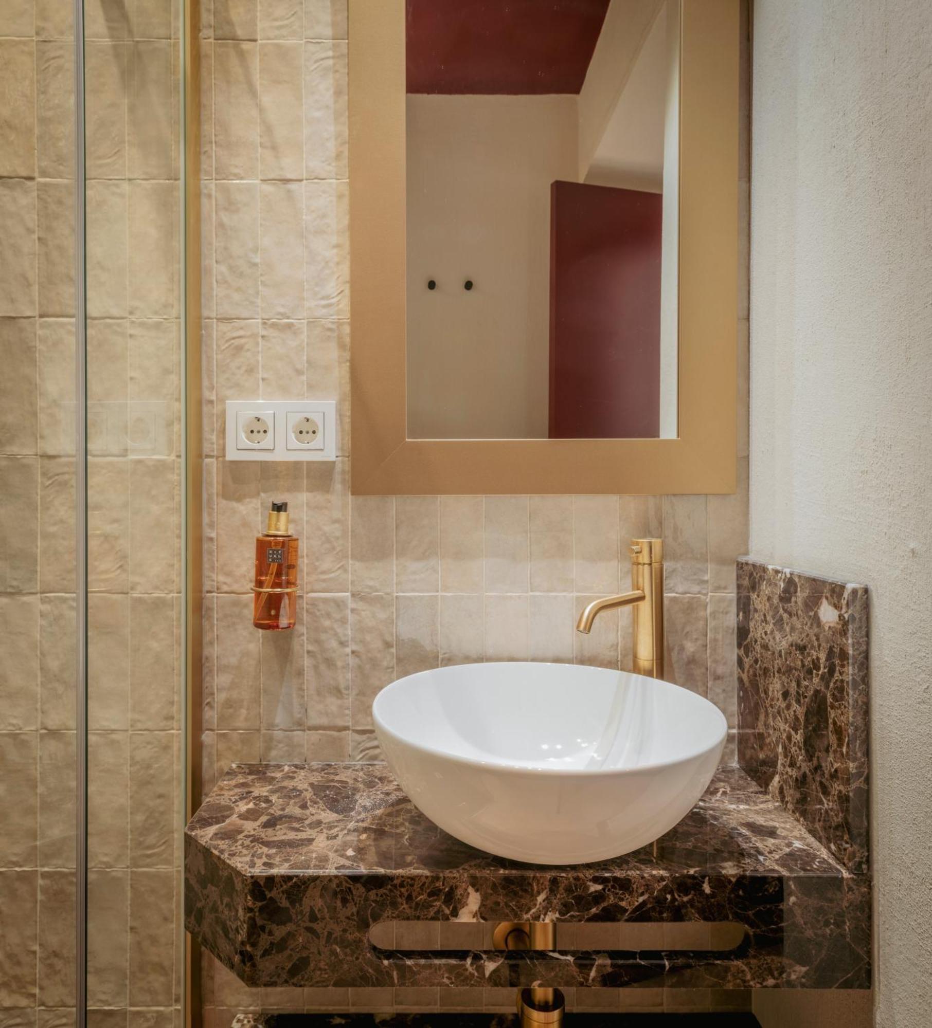 Lirium Casa Patio Hotel Seville Ngoại thất bức ảnh