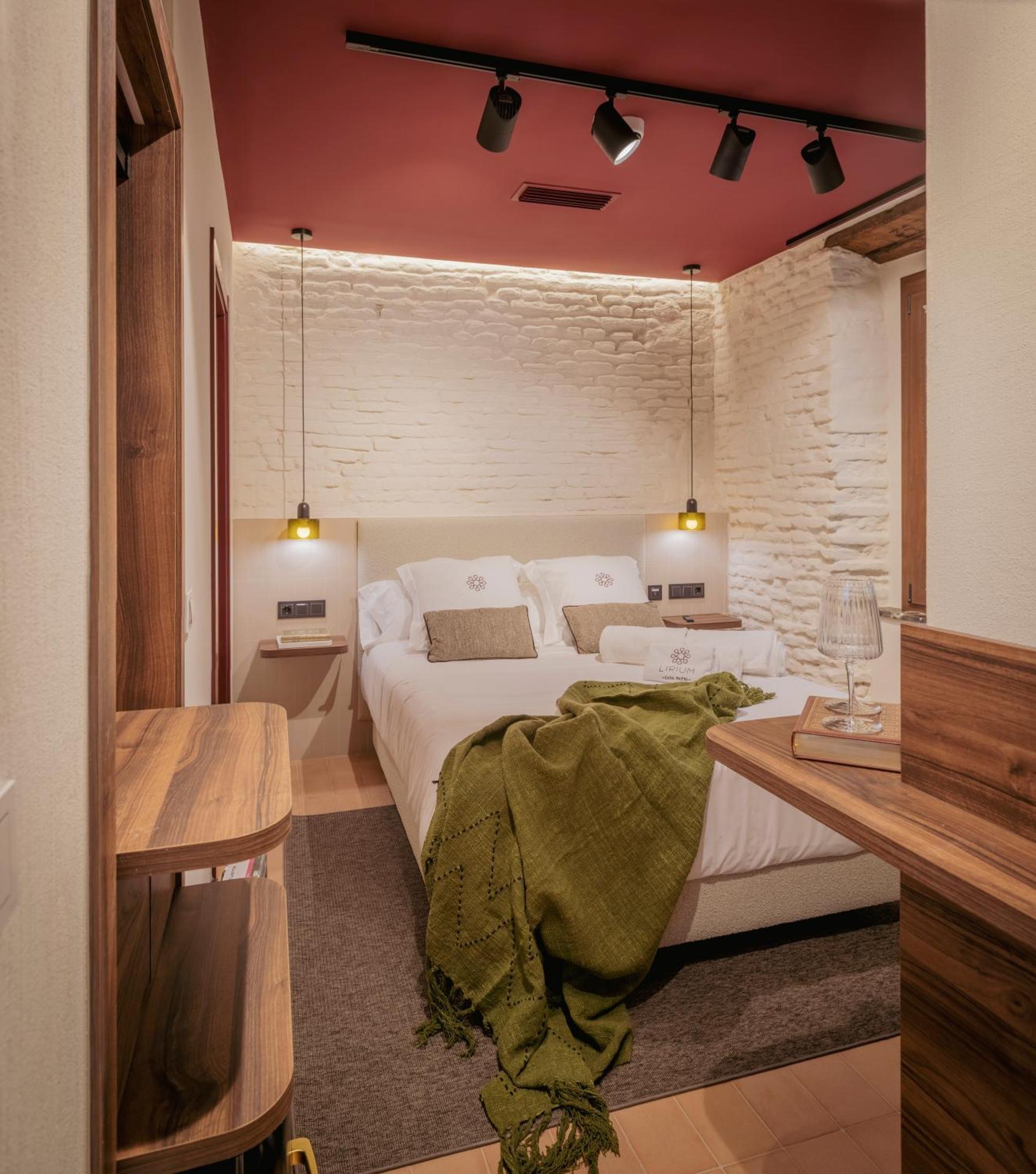 Lirium Casa Patio Hotel Seville Ngoại thất bức ảnh