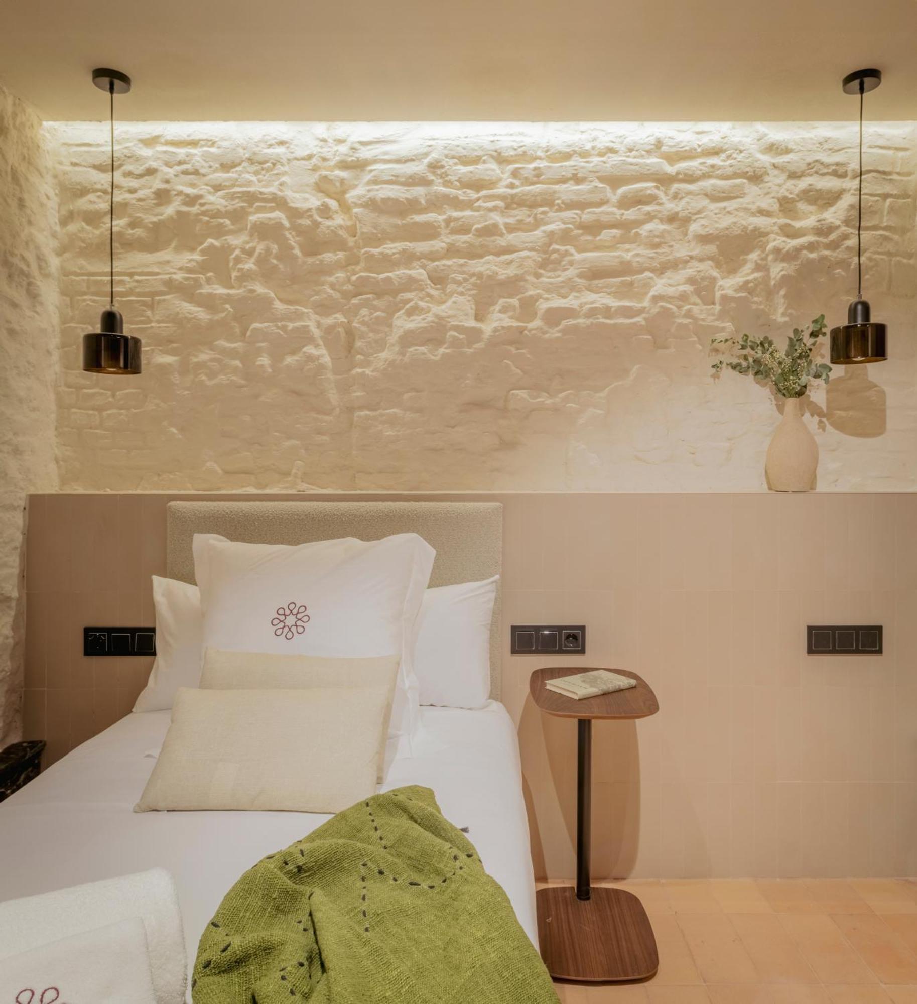 Lirium Casa Patio Hotel Seville Phòng bức ảnh
