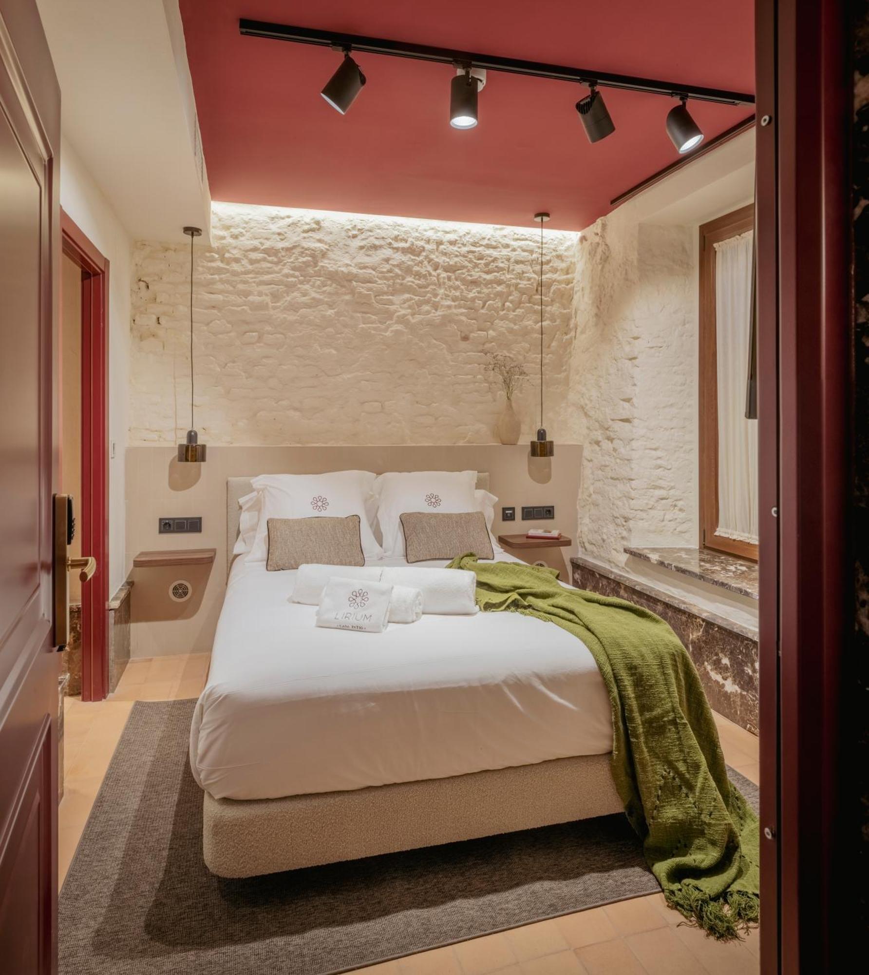 Lirium Casa Patio Hotel Seville Ngoại thất bức ảnh